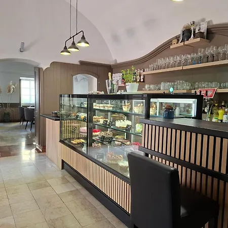 Mitter-haz Panzio Bed & Breakfast 3*